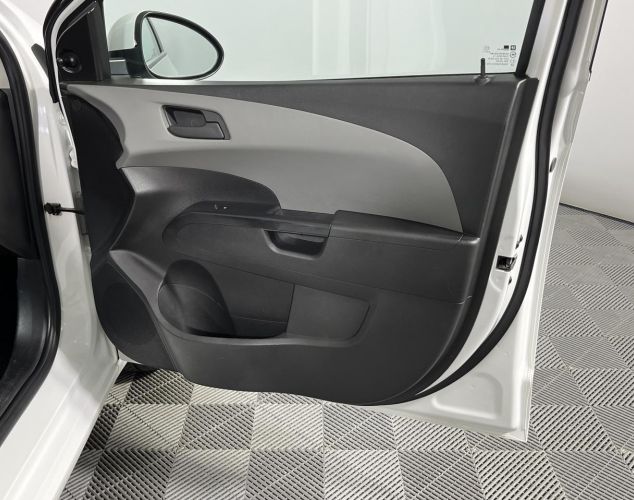Chevrolet NAV Aveo  LT