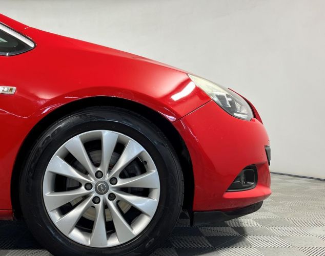 Opel Astra GTC  