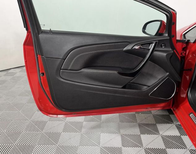 Opel Astra GTC  