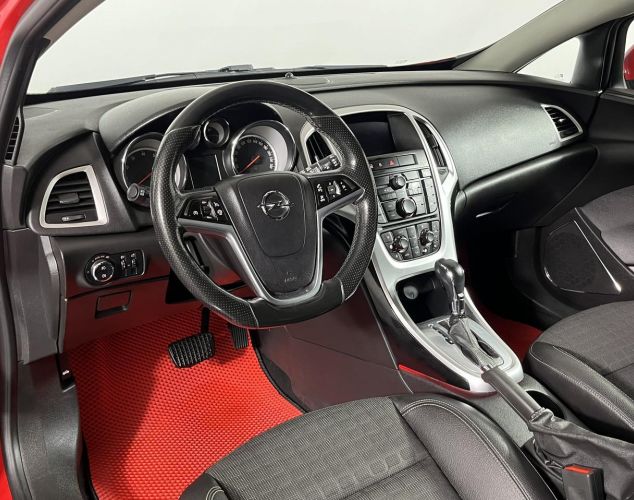 Opel Astra GTC  