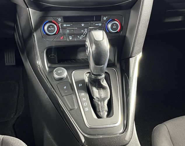 Ford Focus  Titanium