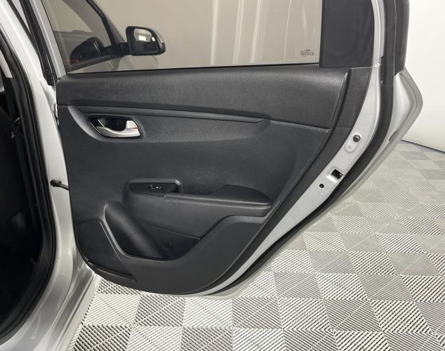 Kia Rio  Luxe Edition Plus