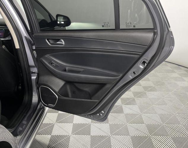 OMODA S5  