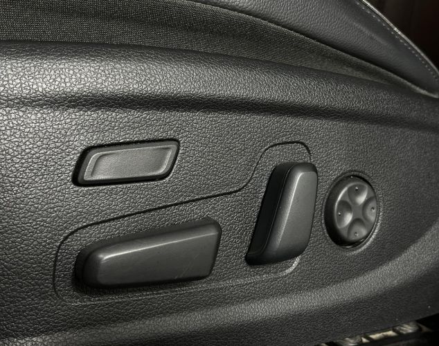 Hyundai Santa Fe  High-Tech