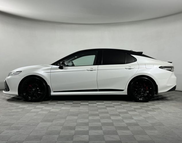 Toyota Camry  GR Sport