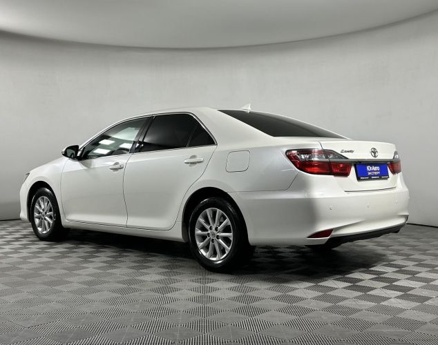 Toyota Camry  Стандарт +