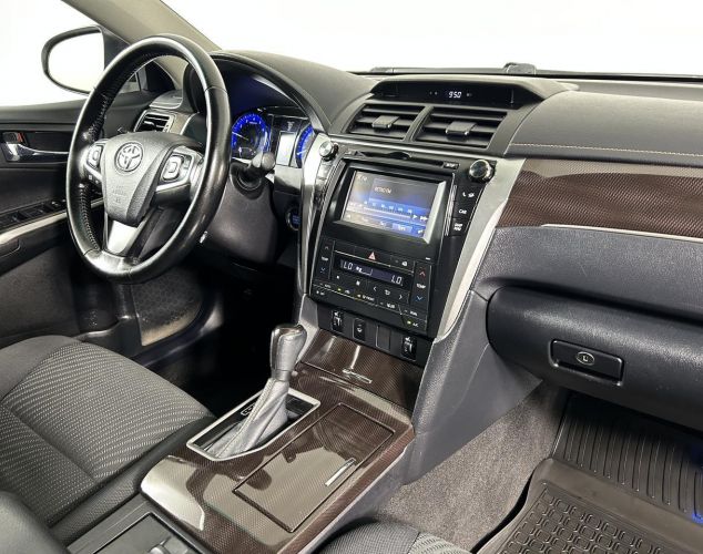 Toyota Camry  Стандарт +
