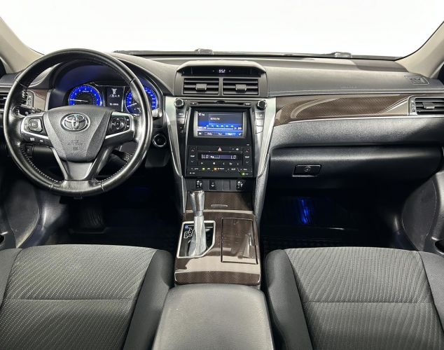 Toyota Camry  Стандарт +