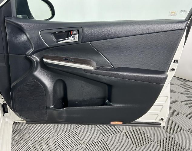 Toyota Camry  Стандарт +