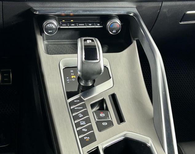 Geely Coolray  Flagship
