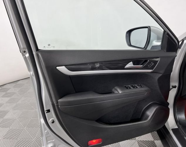 DongFeng DFM AX7  