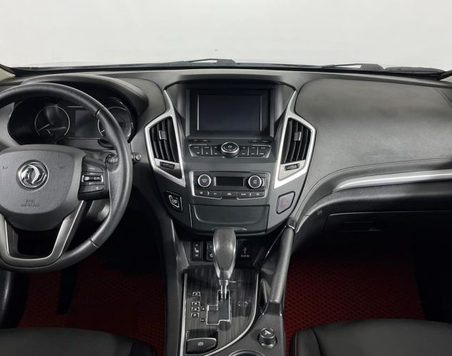 DongFeng DFM AX7  