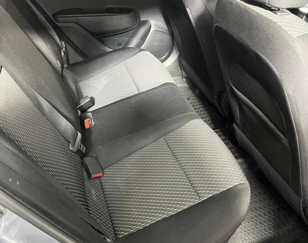 Kia Rio  Luxe