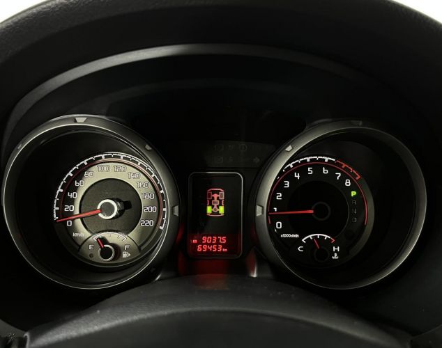 Mitsubishi Pajero  Mid