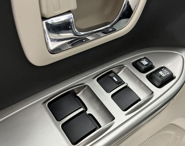 Mitsubishi Pajero  Mid