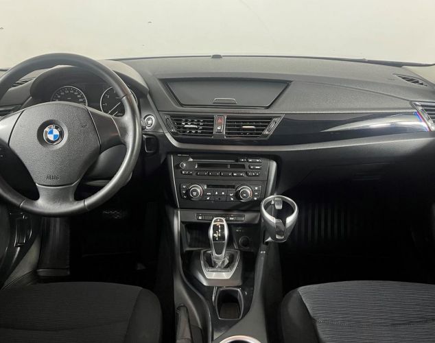 BMW X1  Base