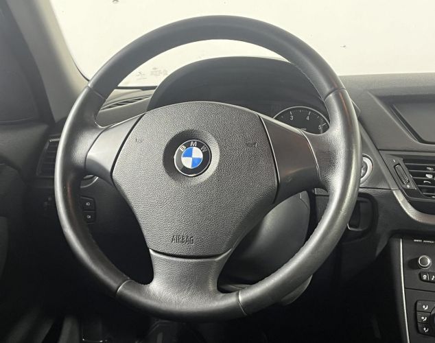 BMW X1  Base