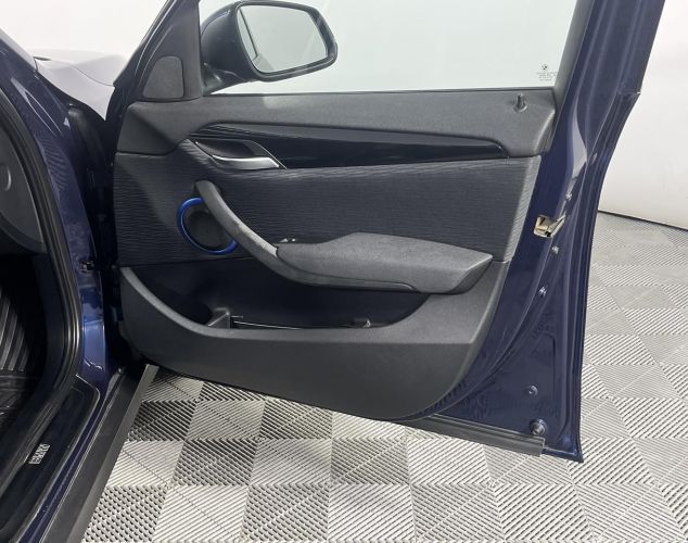 BMW X1  Base