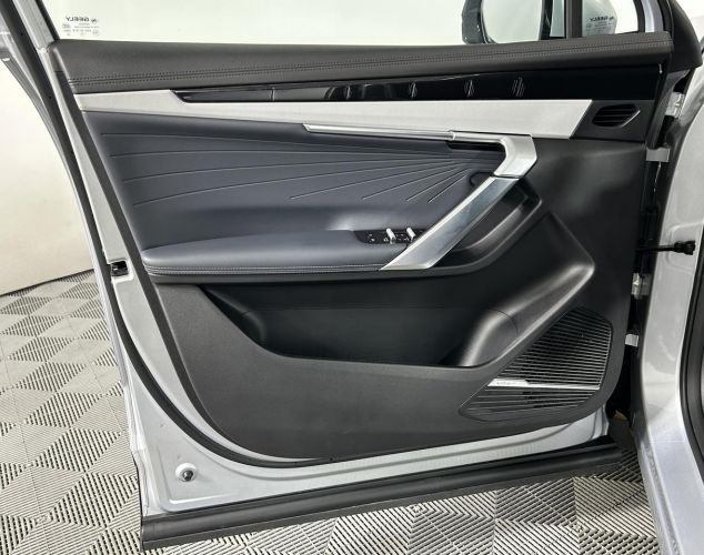 Geely Atlas  Flagship Sport