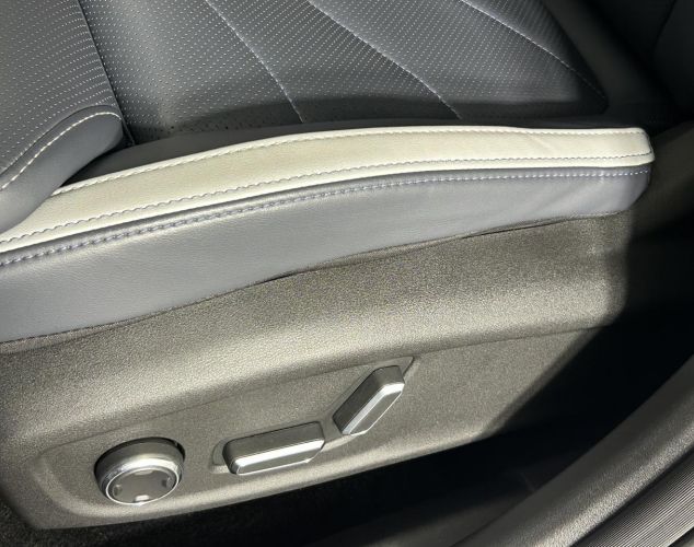 Geely Atlas  Flagship Sport