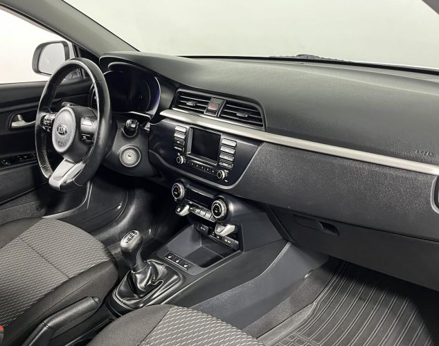 Kia Rio  Luxe