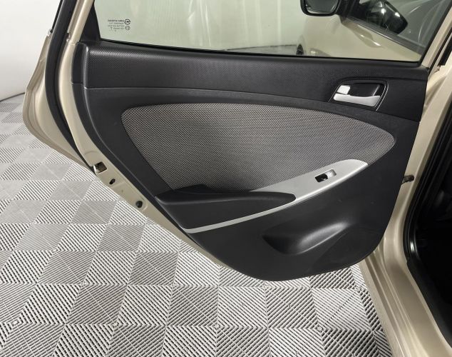 Hyundai Solaris  Elegance
