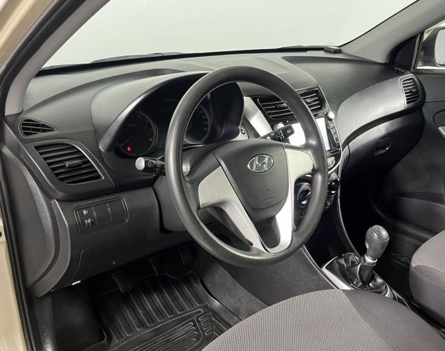 Hyundai Solaris  Elegance