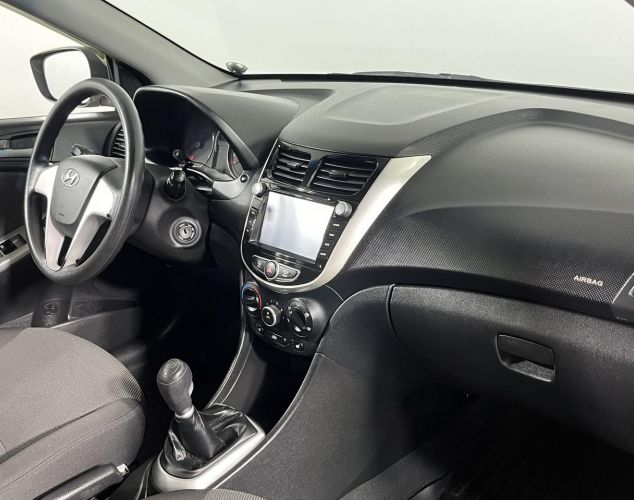 Hyundai Solaris  Elegance