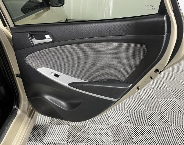 Hyundai Solaris  Elegance
