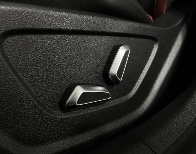 Geely Coolray  Flagship