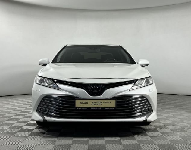 Toyota Camry  Executive Safety