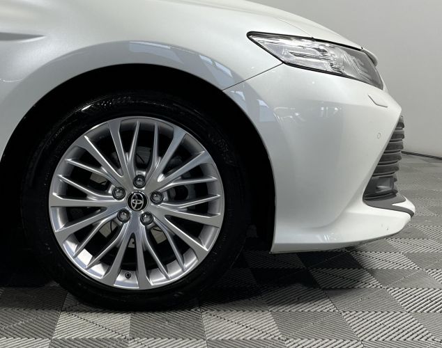 Toyota Camry  Executive Safety