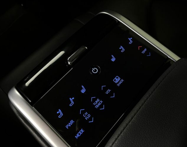 Toyota Camry  Executive Safety