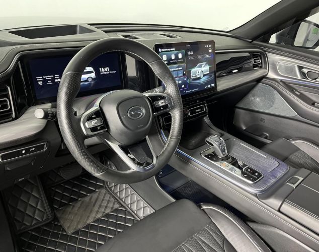 GAC GS8  