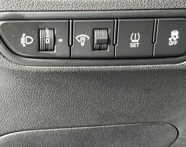 Kia Rio  Luxe