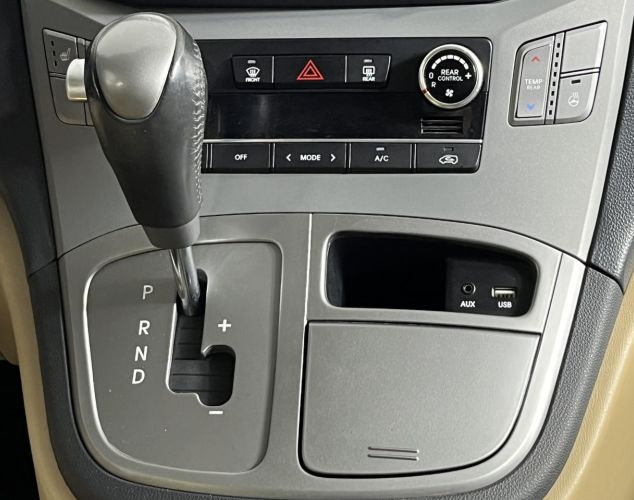 Hyundai H-1  Active
