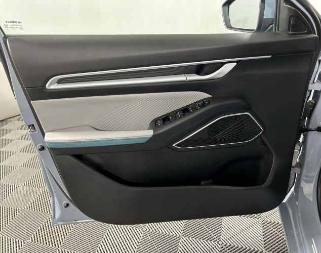 Geely Emgrand  LUXURY