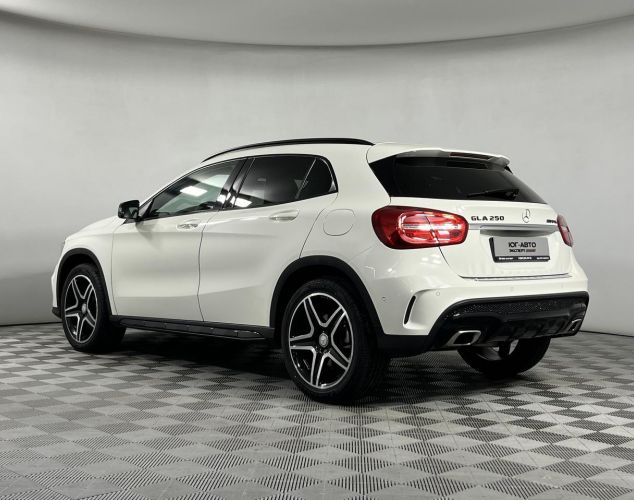 Mercedes-Benz GLA-Класс  