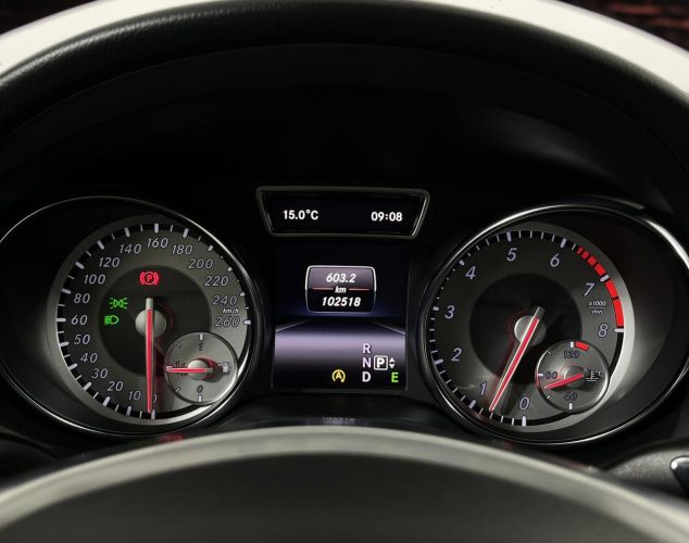 Mercedes-Benz GLA-Класс  