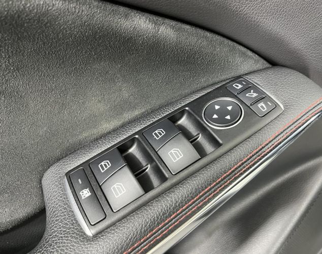 Mercedes-Benz GLA-Класс  