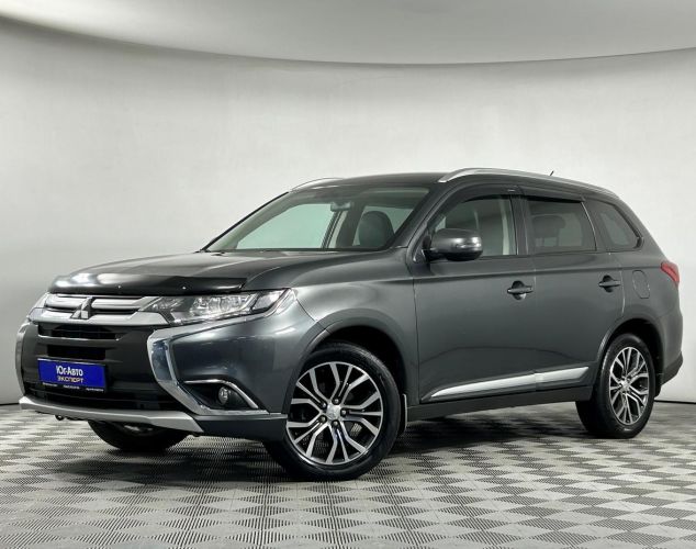 Mitsubishi Outlander  Intense 4WD