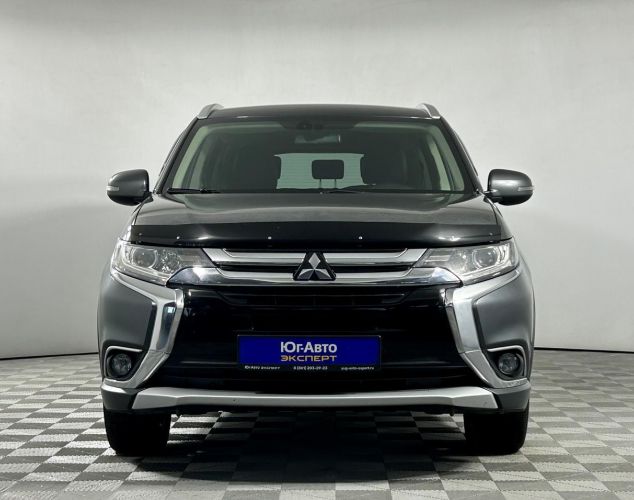 Mitsubishi Outlander  Intense 4WD