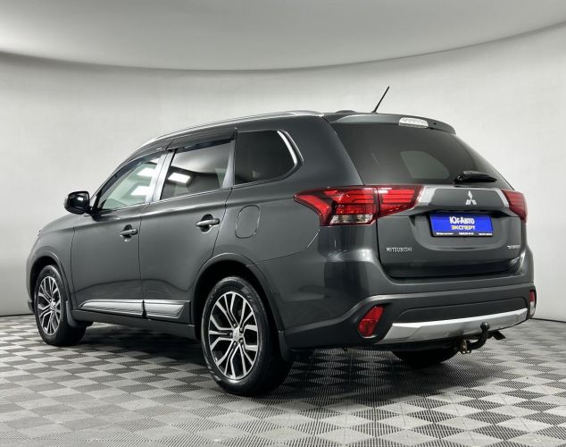Mitsubishi Outlander  Intense 4WD