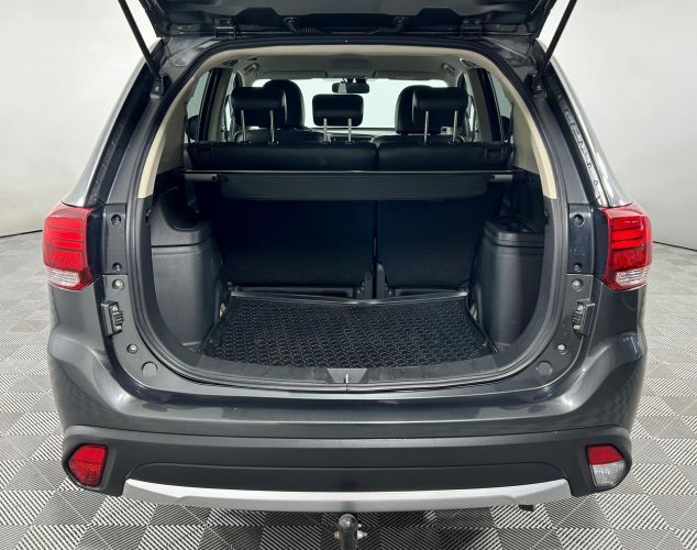 Mitsubishi Outlander  Intense 4WD