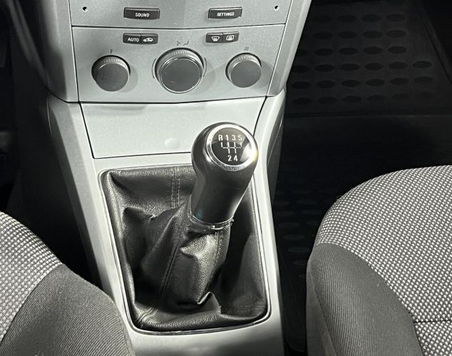 Opel Astra  Enjoy
