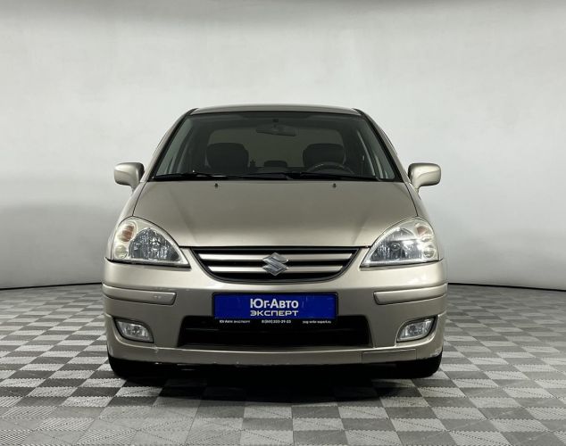 Suzuki Liana  