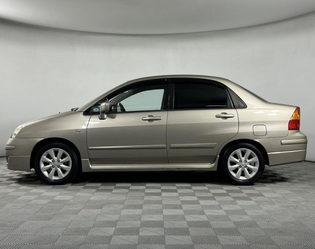 Suzuki Liana  