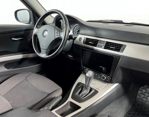 BMW 3 серия  318