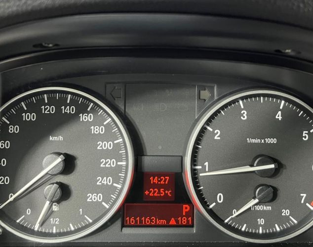 BMW 3 серия  318