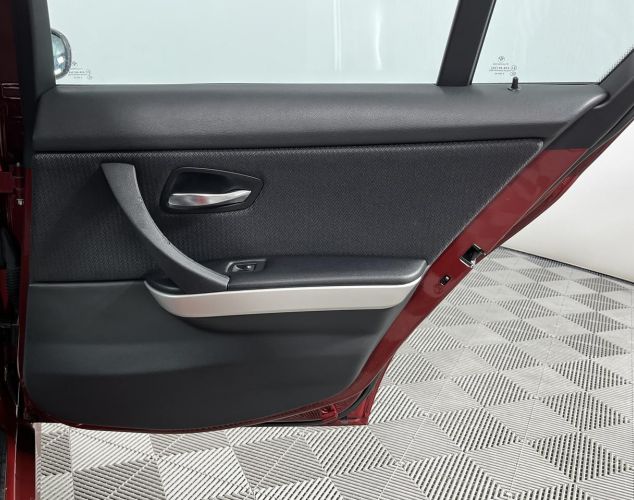 BMW 3 серия  318